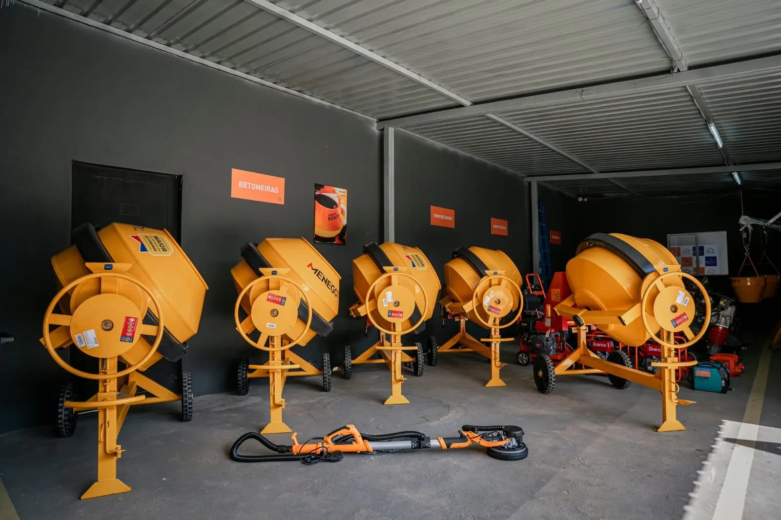 Locação de equipamentos para obras, reformas e jardinagem. - Imagem 2